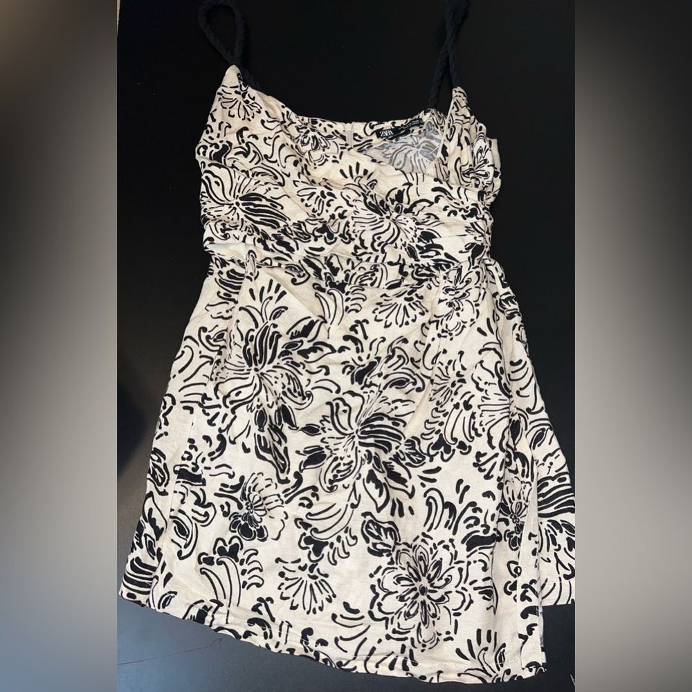 Zara Floral Rope Strap Romper Size Medium EUC